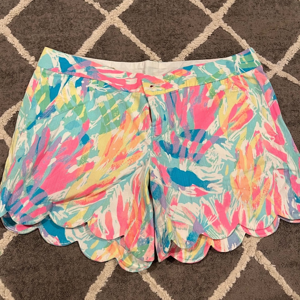 EUC Lilly Pulitzer buttercup shorts